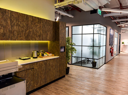 Office: DWTC District, Sheikh Zayed Road, Dubai, P.O.Box 114142