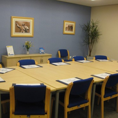 Office: Pitreavie Court, Dunfermline, KY11 8UU