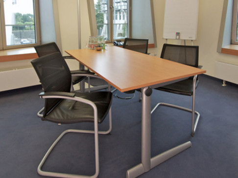 Office: Neuer Zollhof, Neuer Zollhof 3, Dusseldorf, 40221