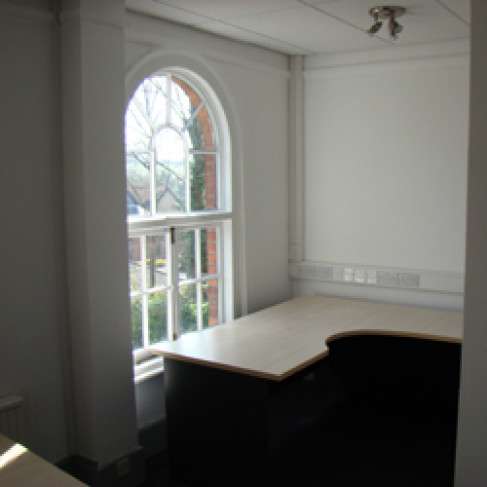 Office: Fennels Lodge - Loudwater, High Wycombe, HP11