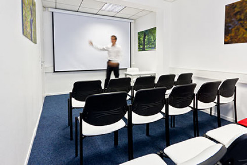 Office: Avenue Saint R, Forbach, 57600