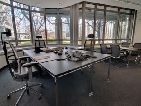 Office: Alte Oper, Bockenheimer Landstrasse, Frankfurt, 60325