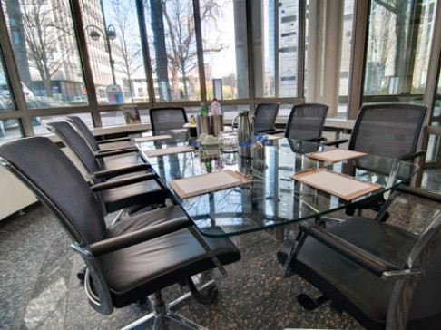 Office: Alte Oper, Bockenheimer Landstrasse, Frankfurt, 60325