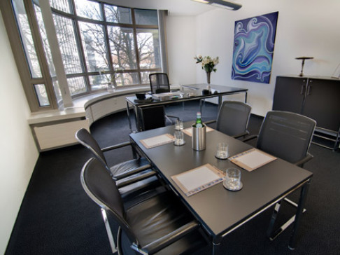 Office: Alte Oper, Bockenheimer Landstrasse, Frankfurt, 60325
