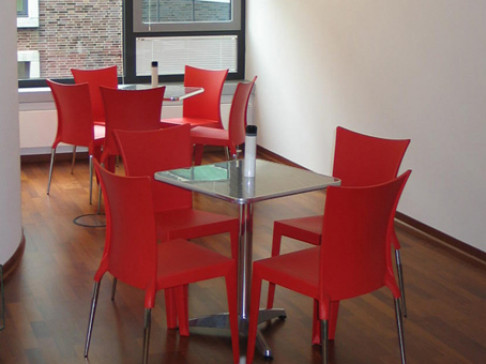 Office: AOC, Hanauer Landstrasse 291 B, Frankfurt, 60314