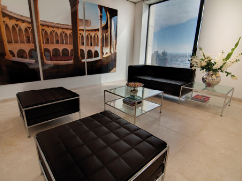 Office: OpernTurm, Frankfurt, 60306