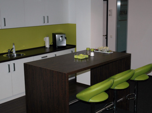 Office: SBC Service and Business Centre GmbH, Mainzer Landstrasse 41, Frankfurt, 60329