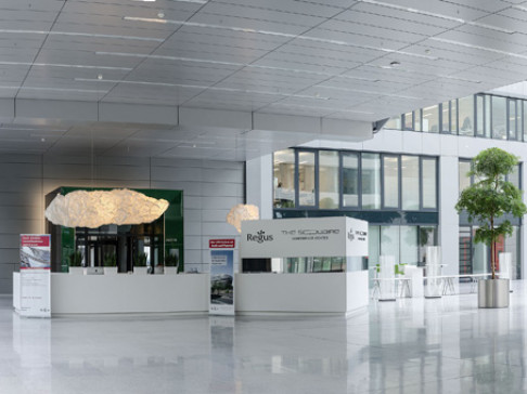 Office: THE SQUAIRE Business Center, THE SQUAIRE 12, Frankfurt, 60549