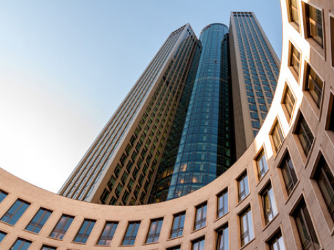 Office: Tower 185, Friedrich-Ebert-Anlage, Frankfurt, 60327