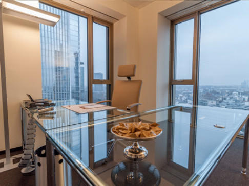 Office: Tower 185, Friedrich-Ebert-Anlage, Frankfurt, 60327