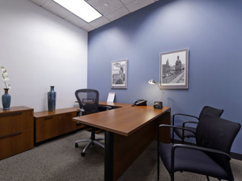 Office: Georgia, Colony Square, 1201 Peachtree Street, Atlanta, GA 30361