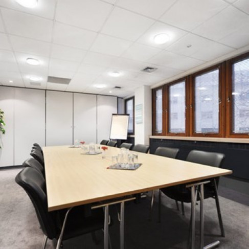 Office: Global House, Epsom, KT18