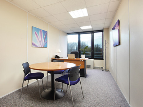 Office: Meylan, 29 Boulevard des Alpes, Grenoble, 38246