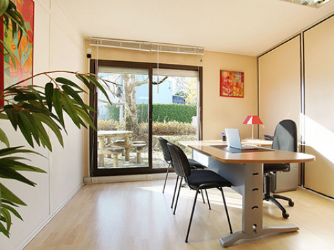 Office: Seyssinet, 18 rue de la Tuilerie, Grenoble, 38176
