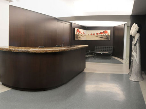 Office: Puerta del Hierro, Avenida Real Acueducto 360, Guadalajara
