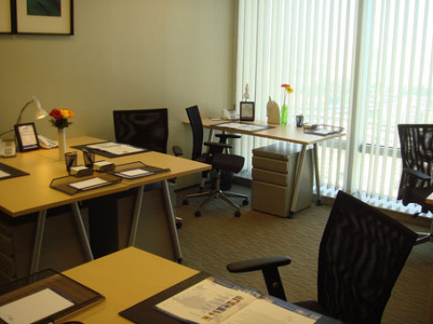 Office: Tianhe Center Plaza, 23/F Tower A Center Plaza, Guangzhou, 510620