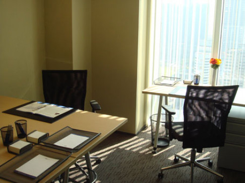 Office: Tianhe Center Plaza, 23/F Tower A Center Plaza, Guangzhou, 510620