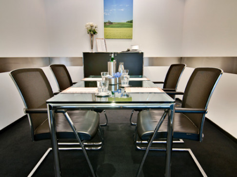 Office: Neuer Wall, Hamburg, 20354