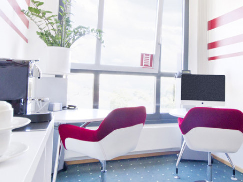 Office: Podbi, Podbielskistra, Hanover, 30659