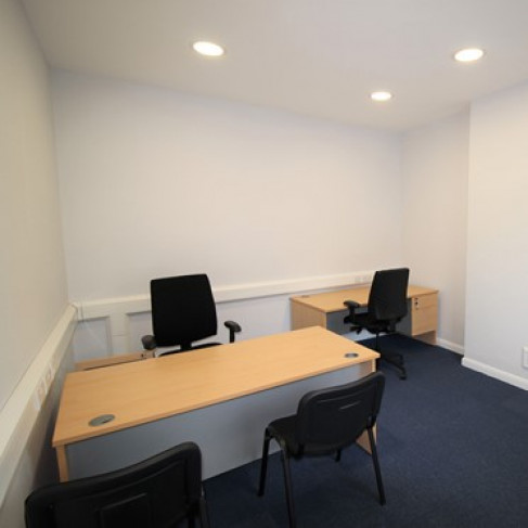 Office: High Street, Ruddington, NG11