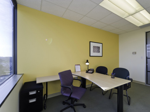 Office: Indiana, Parkwood Crossing, 450 E. 96th Street, Indianapolis, IN 46240