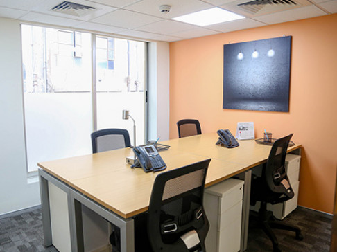 Office: DNR, Regus, DNR 90, Indore, 452003