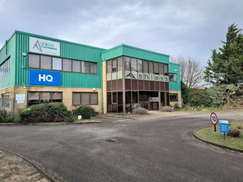 Office: Wilbury Way, Hitchin, SG4 0TZ