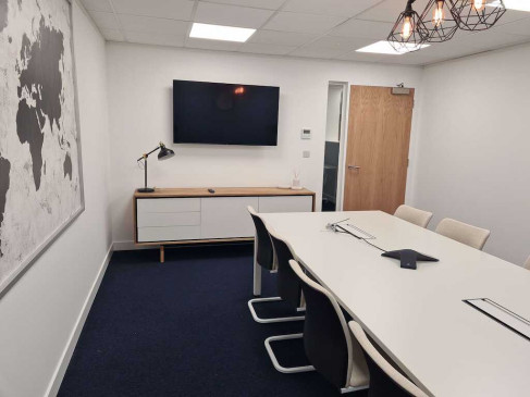 Office: Wilbury Way, Hitchin, SG4 0TZ