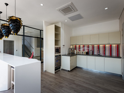 Office: Johannesburg, Drive, No 2 Drive, Sandton