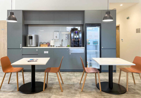 Office: 59 Iztochen Street, Plovdiv, 4000