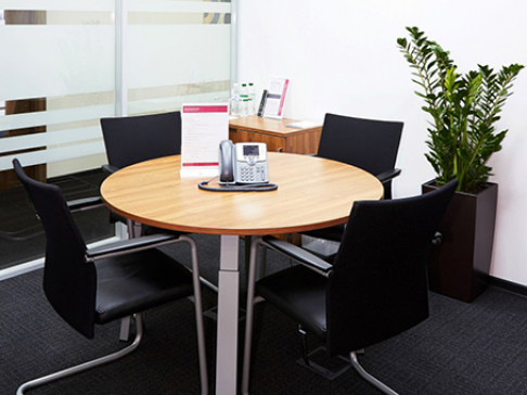Office: Gulliver, 1A Sportyvna sq, Kiev, 1601