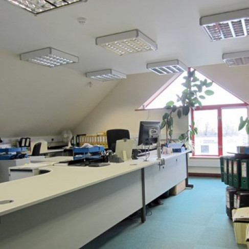 Office: Kings Hill Industrial Estate, Bude, EX23