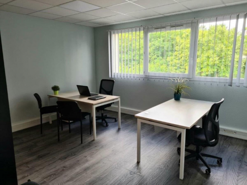 Office: 25 rue Paul Langevin, Aix-en-Provence 13290