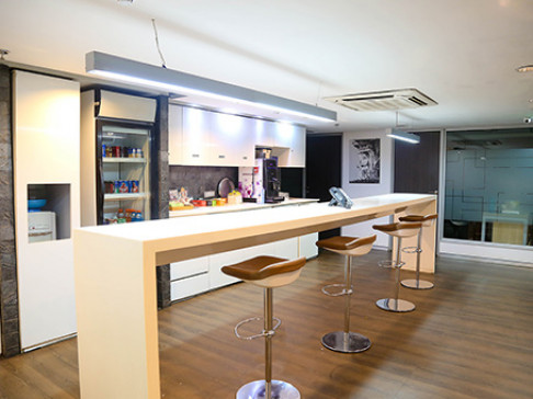 Office: Arcadia, 3rd & 4th Floor, Arcadia Centre, Kolkata, 700 046