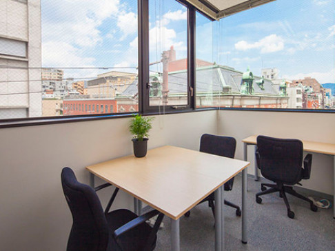 Office: Karasuma, 4F/5F Sanjo COHJU building, Kyoto, 604 8136