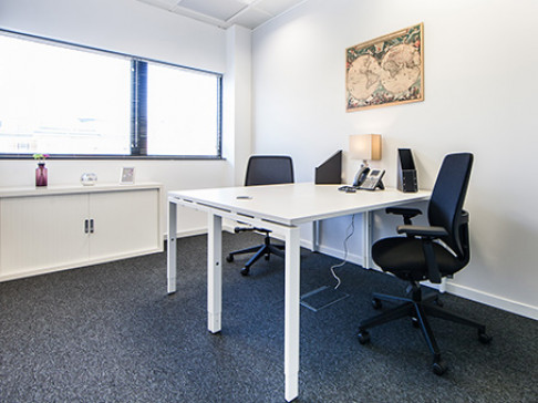 Office: Gabriel Garc, Las Rozas, 28232
