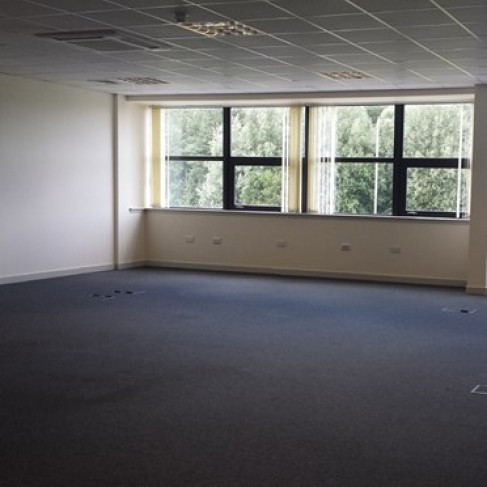 Office: Glasgow Business Centre Offices, Linwood Point, Paisley, PA1 2FB