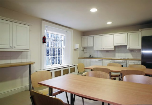 Office: Lis Cara Business Centre, Fitzwilliam Square West, Dublin, Dublin 2