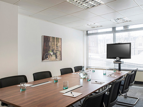 Office: Chancery Lane, Holborn Gate, London, WC1V 7QT