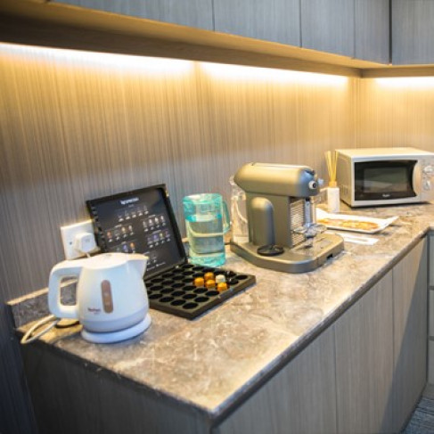 Office: Lyndhurst Terrace - HONG KONG