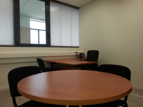 Office: Mâcon, Boulevard de la résistance, Macon, 71000