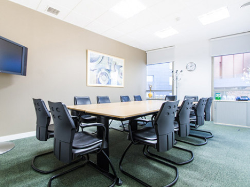 Office: Pinar-Salamanca District, Pinar, 5, Madrid, 28006