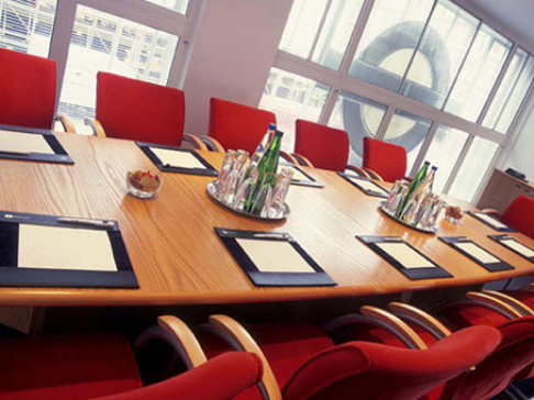 Office: Broadway, Siena Court, Maidenhead, SL6 1NJ