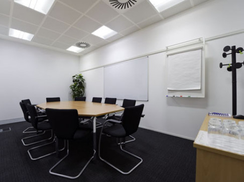Office: Town Centre, 1 Bell Street, Maidenhead, SL6 1BU