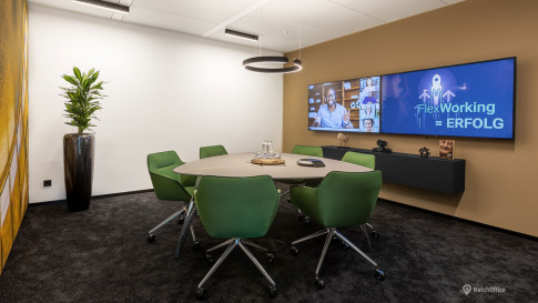 Office: Marienturm, Taunusanlage 9-10, Frankfurt am Main, 60329