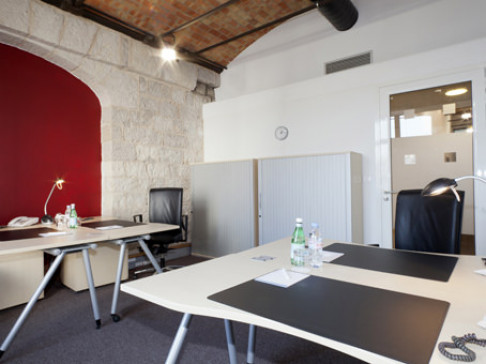 Office: Les Docks, Les Docks - Atrium 10.6, Marseille, 13567