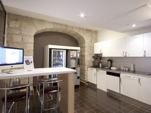 Office: Les Docks, Les Docks - Atrium 10.6, Marseille, 13567