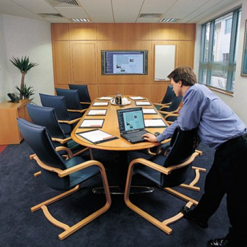 Office: Merlin House, Brunel Road, Reading, RG7