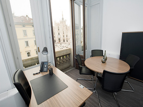 Office: Duomo, Piazza Duomo, Milan, 20123