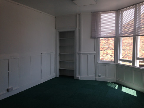 Office: Milton Business Centre, 10 Milton Street, Dundee, DD3 6QQ